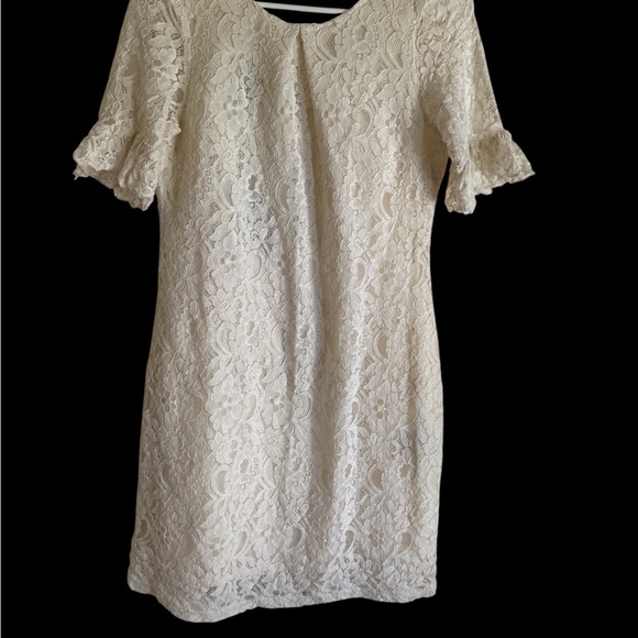 O30 Adrienne Vittadini Cream Lace Mini Dress - Picture 1 of 5